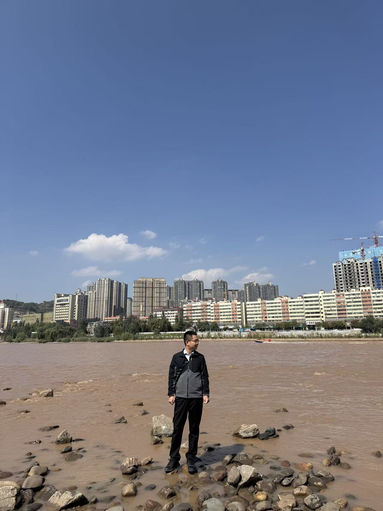 说明: C:\Users\Administrator\xwechat_files\wxid_flbawuex5v2v21_7668\temp\RWTemp\2025-10\2f9e2eecf534aa924bca945999a792b2.jpg