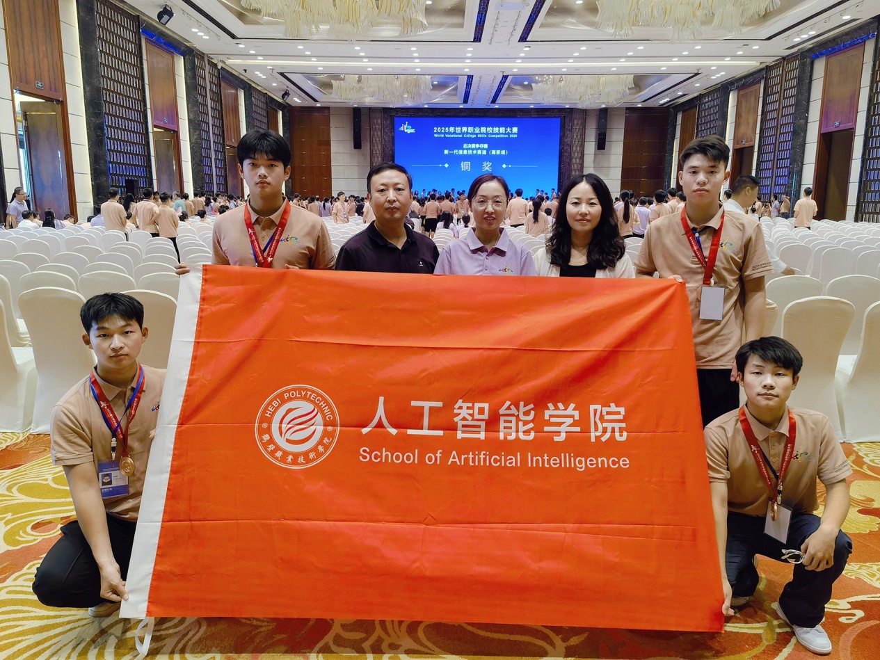 说明: 0ad7096d8f66904bdf56ff3cb3dadb2b